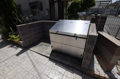 【その他共用部分】 | トゥージュールアンサンブルⅡ | 敷地内ゴミ捨場