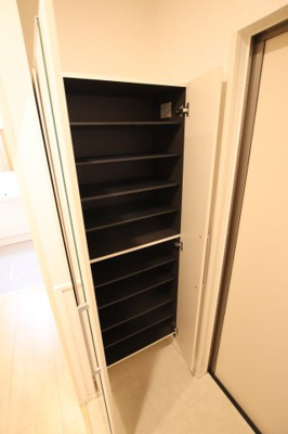 【収納】 | トゥージュールアンサンブルⅡ | シューズボックス