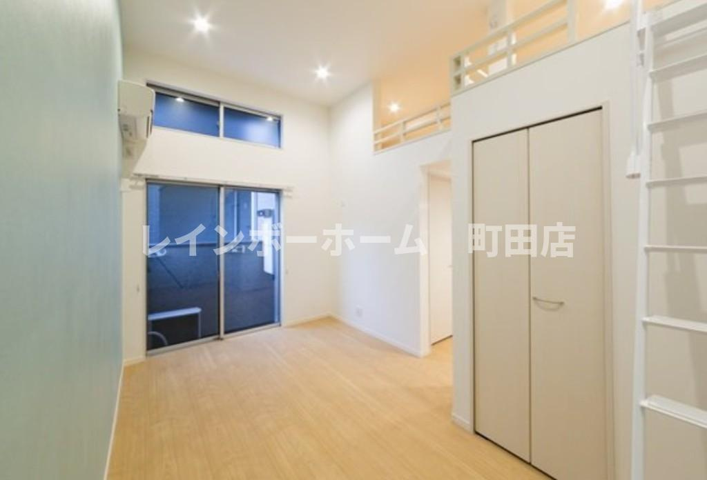 ラブリーレジデンス相模原※初期費用分割あと払いサービス利用可能物件の居間・リビング