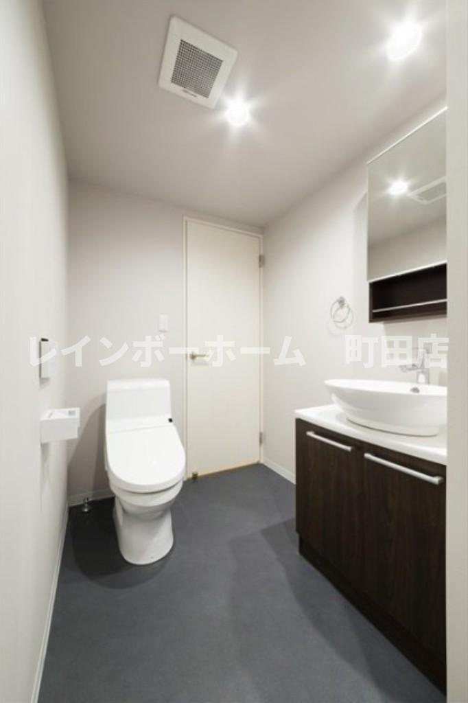 ラブリーレジデンス相模原※初期費用分割あと払いサービス利用可能物件のトイレ