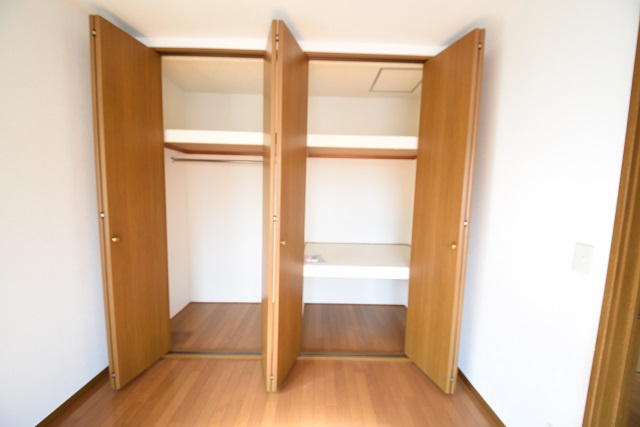 山手1丁目戸建A棟の収納