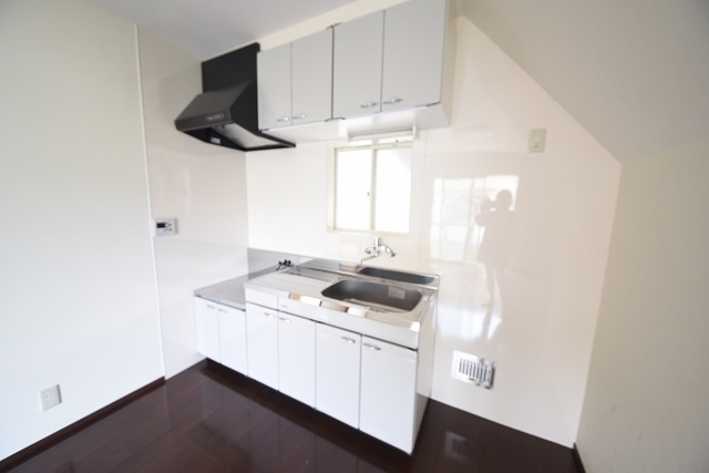 山手1丁目戸建A棟のキッチン