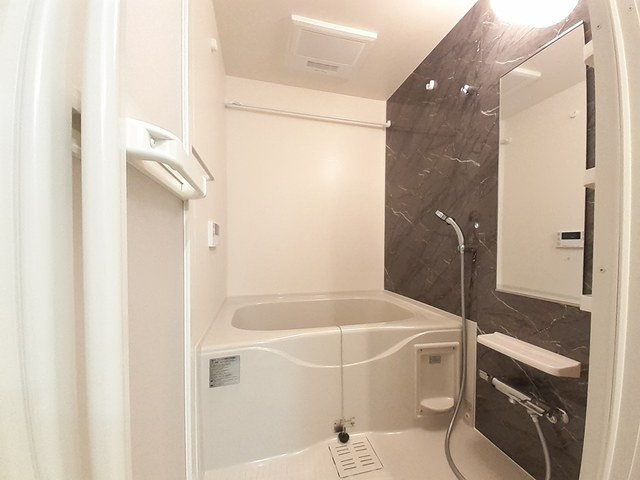 【浴室】 | ネオ・ブライト君休