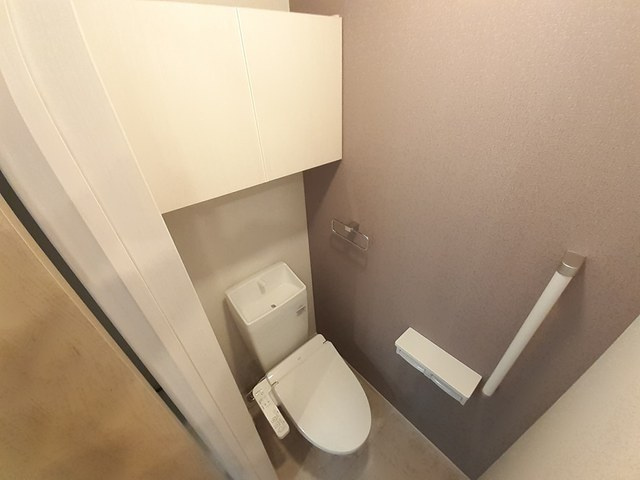 【トイレ】 | ネオ・ブライト君休