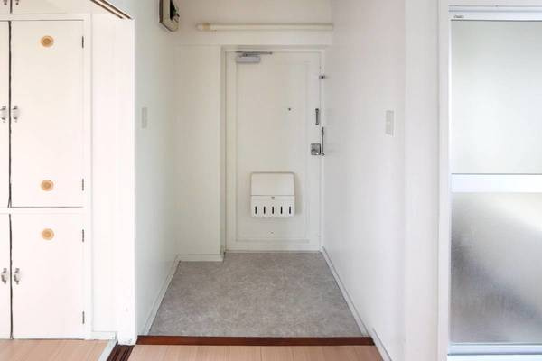 ビレッジハウス本城4号棟の玄関|ビレッジハウスの同一物件・同一タイプの間取りの写真です