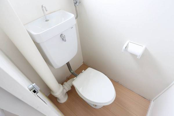 ビレッジハウス本城4号棟のトイレ|ビレッジハウスの同一物件・同一タイプの間取りの写真です