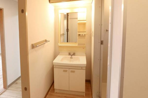 ビレッジハウス則松2号棟の洗面所|ビレッジハウスの同一物件・同一タイプの間取りの写真です