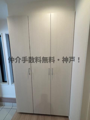 【玄関】 | 神戸市須磨区大黒町1丁目　新築戸建　仲介手数料無料！ | 玄関収納