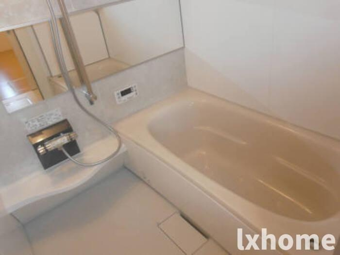 サンスクエア千里万博　Ａ棟の浴室|お風呂で日々の疲れを落としましょう