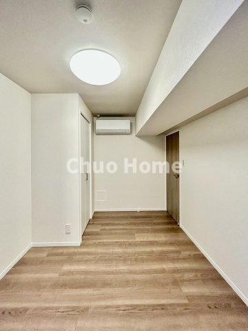 蔵前コヤマハイツの子供部屋|【子供部屋】お子様を持つ家庭の約6割が「家族や子どものため」に購入を希望。入学後の転校を避け、広い空間でのびのび育てたいなどの親心が、家探しのきっかけになっているようです。