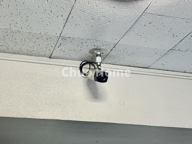 蔵前コヤマハイツの防犯設備|【防犯カメラ】何かあった時の大事な証拠になることももちろんなりますが、防犯というくらいですので大事なのは防犯カメラがあることによって抑止力につながることですよね。