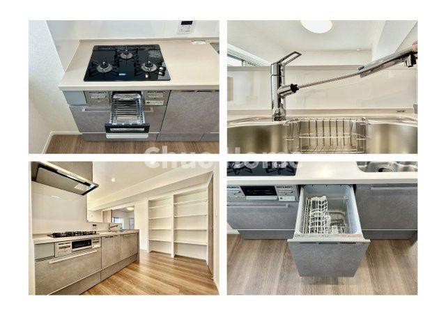 蔵前コヤマハイツのキッチン|【システムキッチン】ワイドで収納豊富な使い勝手の良いカウンターキッチンには、食洗器や伸縮タイプのキッチン水栓、三ツ口コンロ・魚焼きグリルなどの便利な設備が標準完備されています。