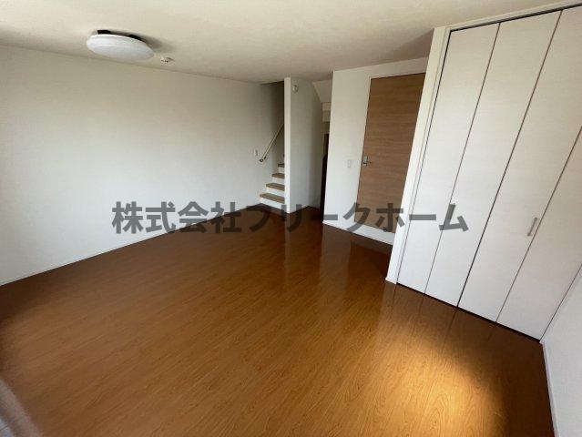 三鷹市北野２丁目のタウンの内装