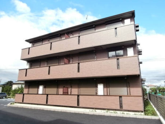 フラッツ酒井根　Ⅱ号棟の外観