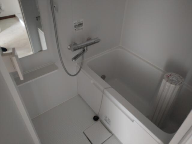 岡部ビルの浴室