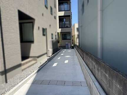 広島市中区千田町2丁目　新築一戸建ての駐車場