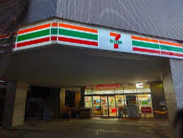 レオパレスＱＵＡＴＴＲＯの居間・リビング