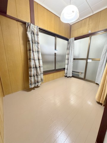 シャトー岸町の内装