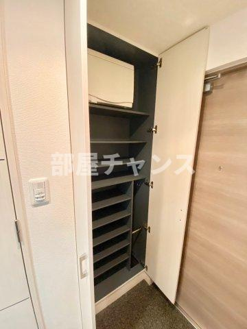 プレサンス名古屋STATIONアブソリュートの収納