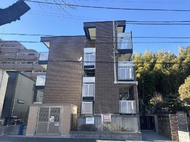 レオパレスア　ボンドの外観