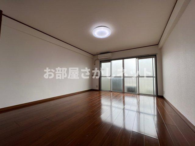 豊栄マンション【おとり物件なし】#学生・社会人にオススメ！初期費用分割払いOK！の居間・リビング