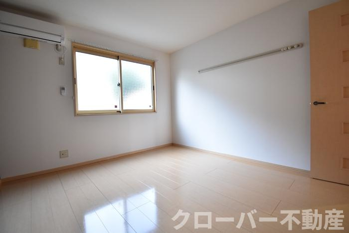 リビングタウン宇多津東 A棟の内装|洋室７帖