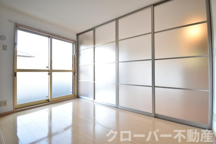 リビングタウン宇多津東 A棟の内装|洋室６帖