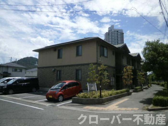 リビングタウン宇多津東 A棟の外観