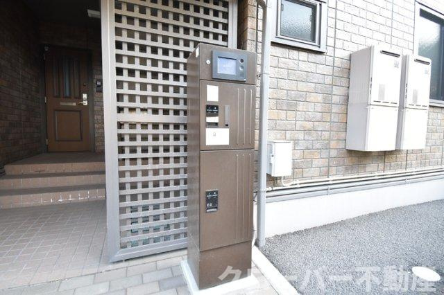 リビングタウン宇多津東 A棟のその他共用部分|宅配ボックス