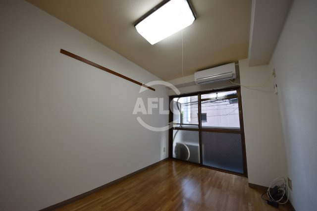 ジュネスアマリの居間・リビング|ジュネスアマリ　洋室