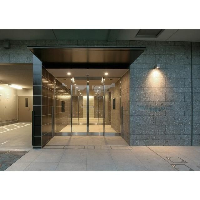 ＯＲＳＵＳ赤羽イーストのエントランス