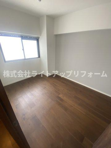コスモ神戸サウスアベニューの洋室