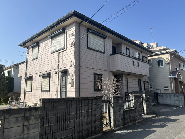 鶴ヶ島市鶴ヶ丘二世帯住宅の外観|公道からの外観