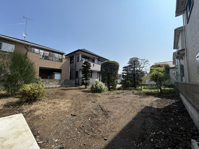 鶴ヶ島市鶴ヶ丘二世帯住宅の庭