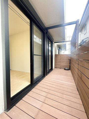 板橋区高島平5丁目　始発駅　綺麗なリフォーム住宅の設備|ウッドデッキ