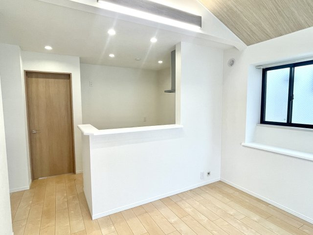 板橋区高島平5丁目　始発駅　綺麗なリフォーム住宅のキッチン