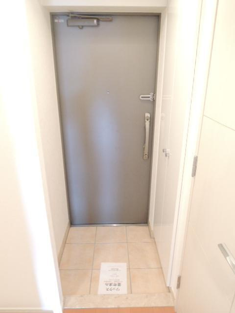墨田区亀沢４丁目の賃貸マンションの玄関