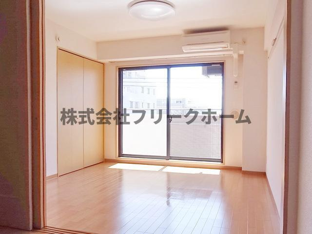 三鷹市井口１丁目の賃貸マンションの寝室