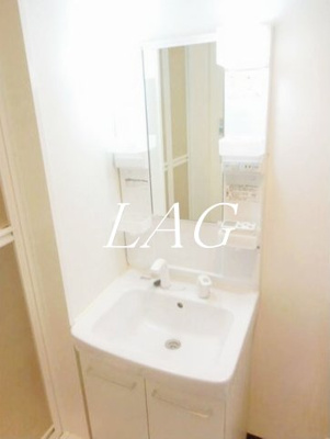 【独立洗面台】 | ラフィネ谷塚 | 独立洗面台です。