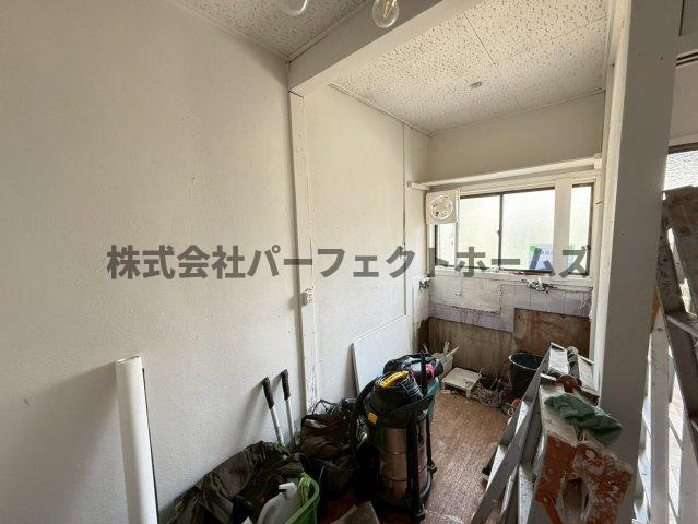 黒原旭町戸建　賃貸のキッチン|コンパクトなキッチンで掃除もラクラク
