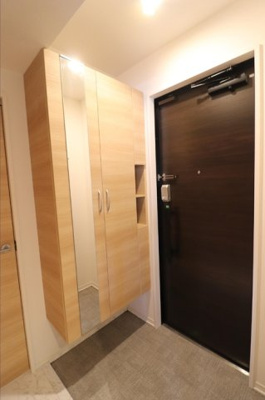 【玄関】 | ルミナスコート