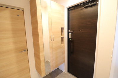 【玄関】 | ルミナスコート