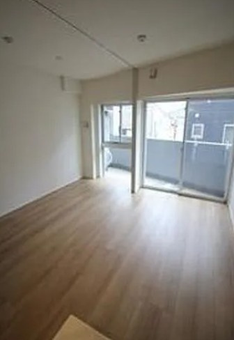 フレンシア椎名町