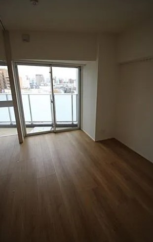 フレンシア椎名町の洋室