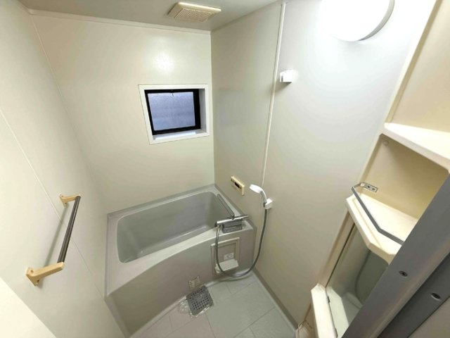 シェモア白山の浴室