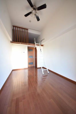 【居間・リビング】 | エステムコート三宮EASTポルトマーレ