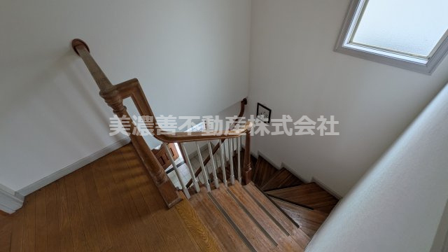 ６６５６６　岐阜市市橋一丁目中古住宅の内装