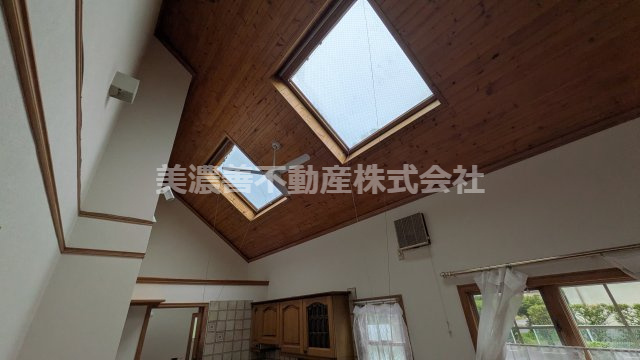 ６６５６６　岐阜市市橋一丁目中古住宅の内装