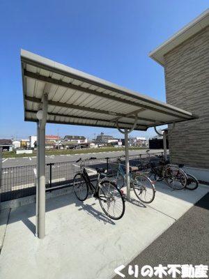 【その他】 | グランディール枝堀Ａ | 専用ごみ置き場