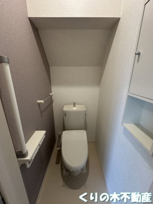 【トイレ】 | グランディール枝堀Ａ | ゆったりとした空間のトイレです